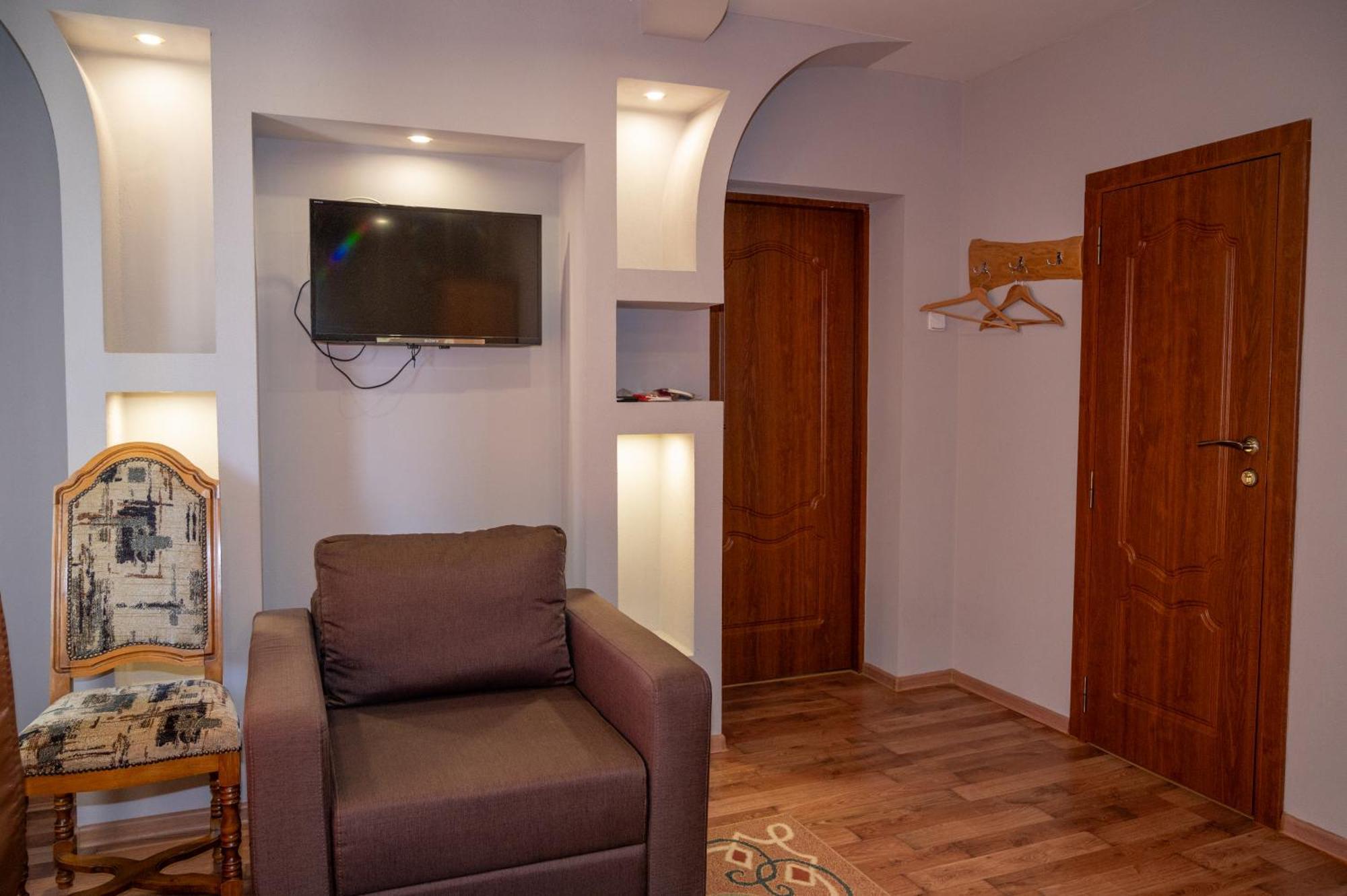 Kisva Hotel Yablunytsya Ngoại thất bức ảnh